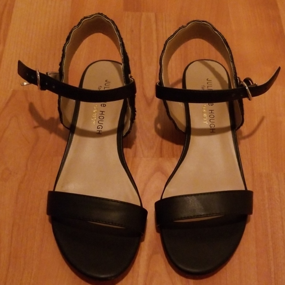 Julianne Hough for Sole Society Strappy Sandals!